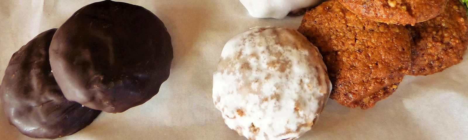 1711-kruidnoten-met-een-gezonde-twist-1600×480 Schokoladenkekse, Zuckerkekse und Nusskekse, perfekt für Fitness-Fans.