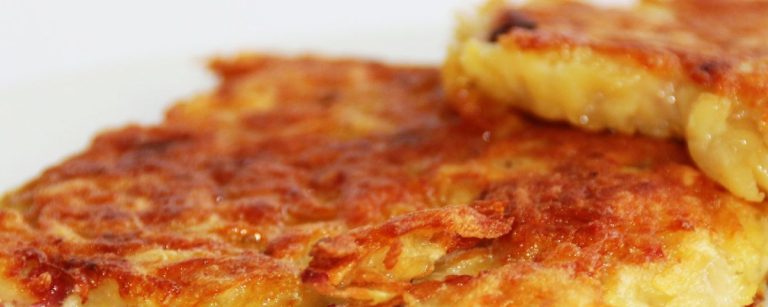 Herzhafte Kartoffelpuffer, perfekt für Fitness-Mahlzeiten.