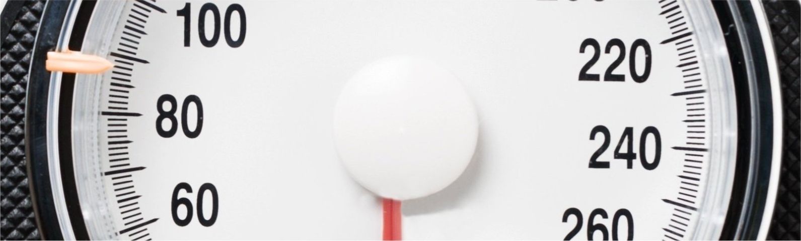 Blutdruckmessgerät mit Werten zwischen 60 und 260, ideal für Fitness- und Ernährungsüberwachung.