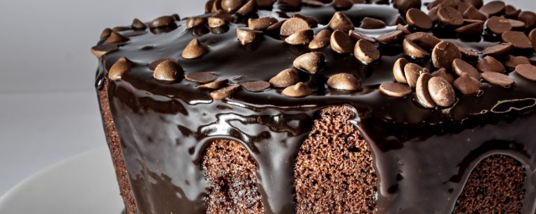 Protein brownie cake – quick and nutritious high-protein treat ready in 5 minutes